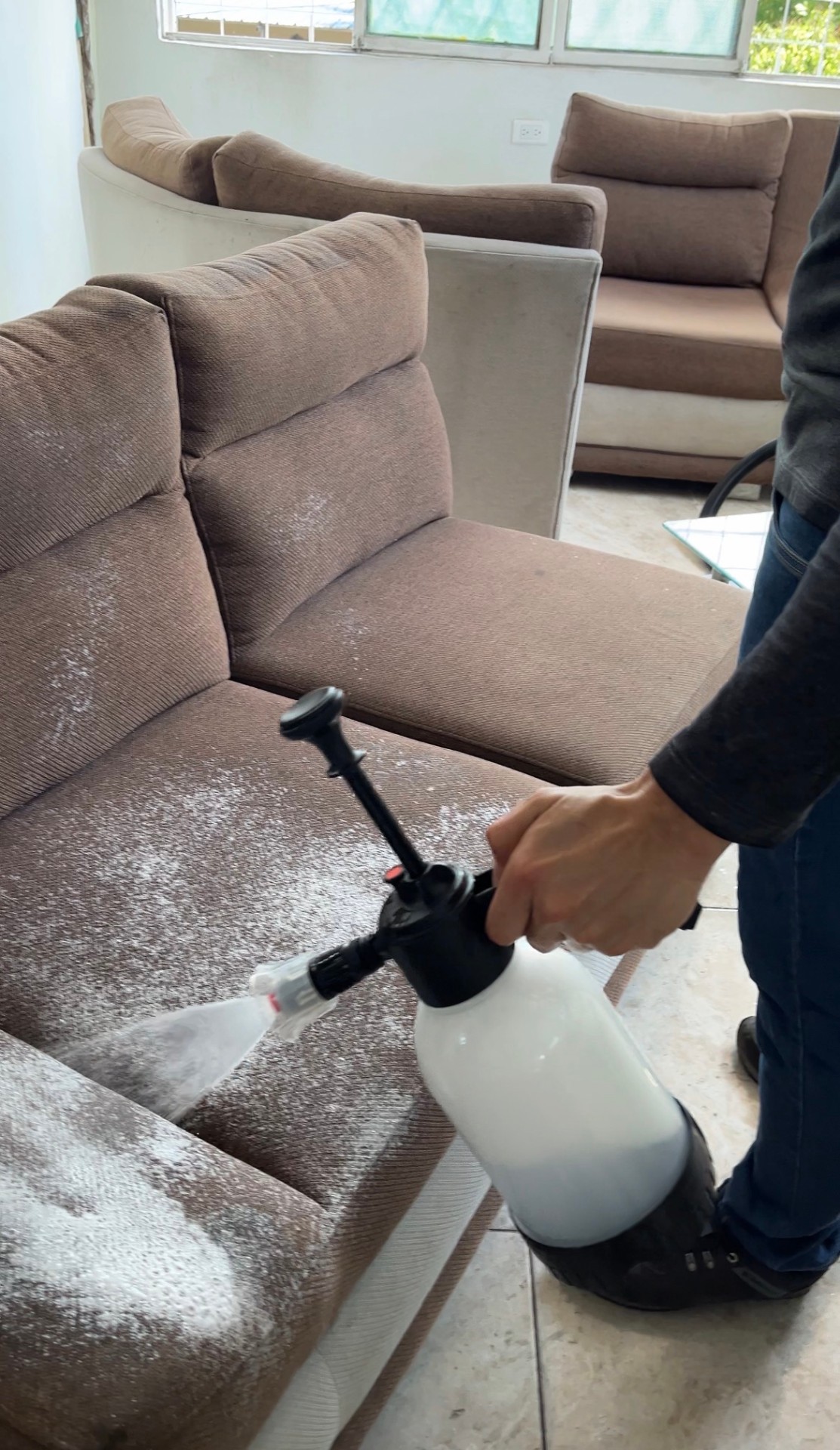 Aplicación de Shampoo - 2